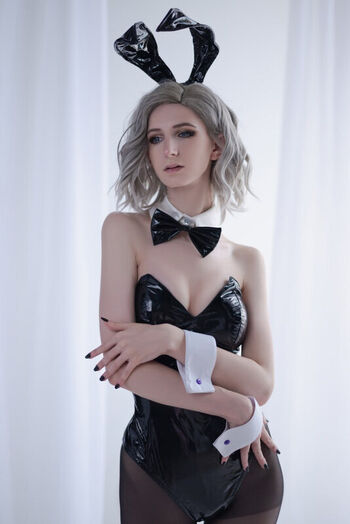 Holly White