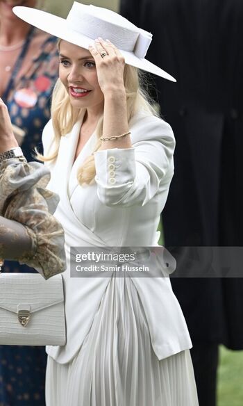 Full leaked Holly willoughby page private onlyfans photo