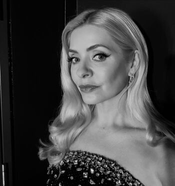 Full leaked Holly willoughby page private onlyfans photo