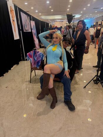 Holly Wolf