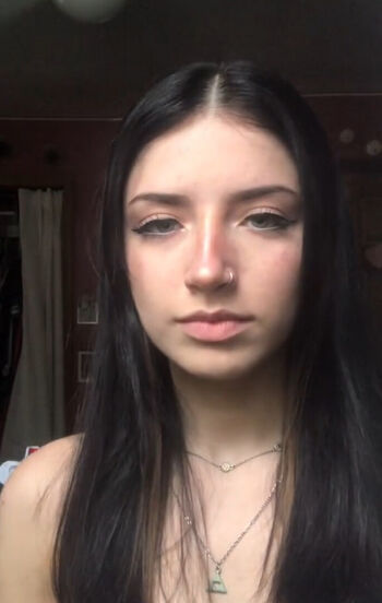 Full leaked Hollyjustwantst private onlyfans photo