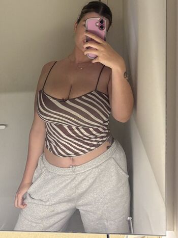 Full leaked Holybribriii private onlyfans photo