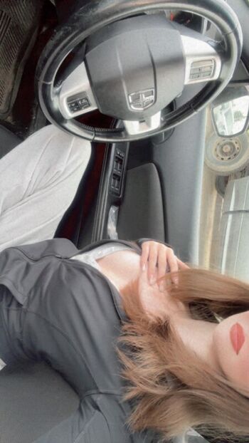 Full leaked Honeybeehost private onlyfans photo
