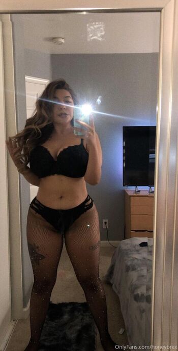 Full leaked Honeybrex private onlyfans photo