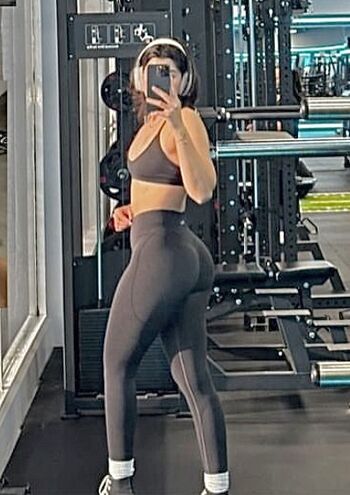 Full leaked Honeydragon private onlyfans photo
