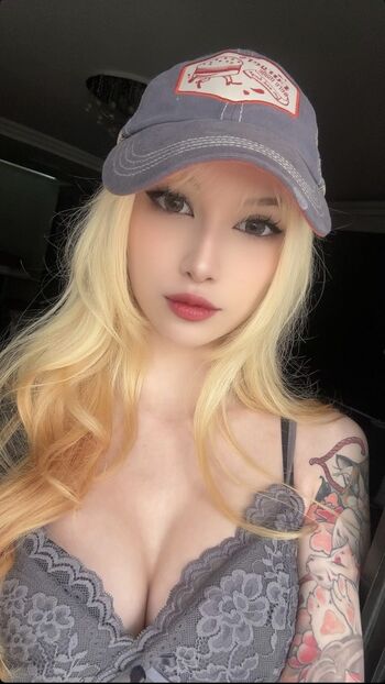 Full leaked Honeylol private onlyfans photo