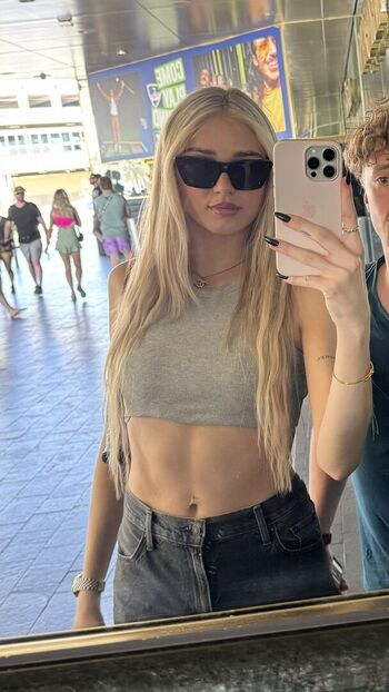 Full leaked Honeypuu  page private onlyfans photo