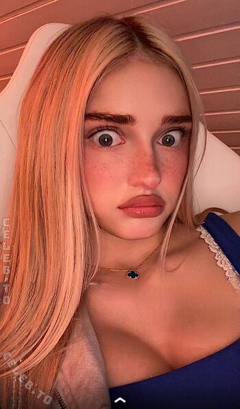 Full leaked Honeypuu page private onlyfans photo