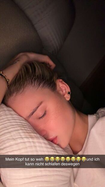 Full leaked Honeypuu private onlyfans photo