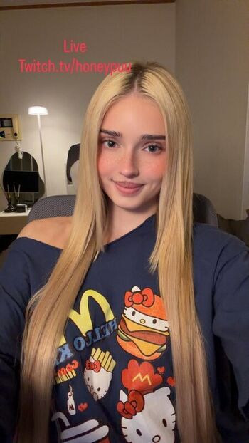 Full leaked Honeypuu page private onlyfans photo