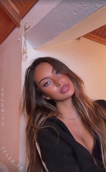 Full leaked Honeyxxo private onlyfans photo