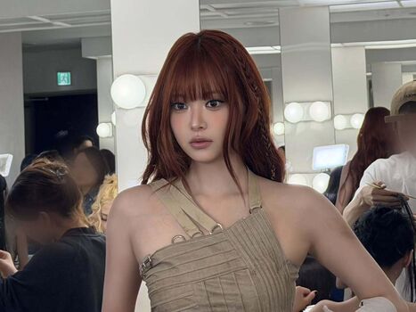 Hong Eunchae 홍은채