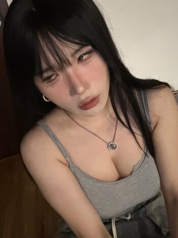 Full leaked Hongbin private onlyfans photo