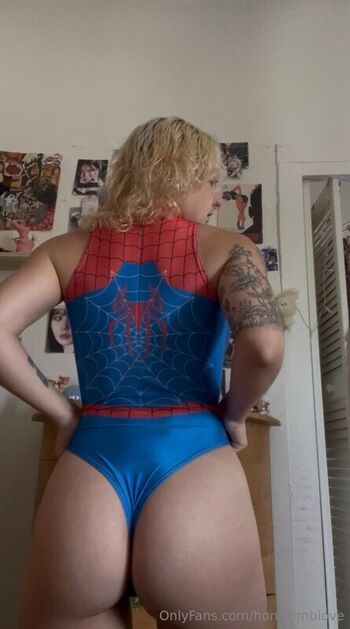 Full leaked Honicomblove private onlyfans photo