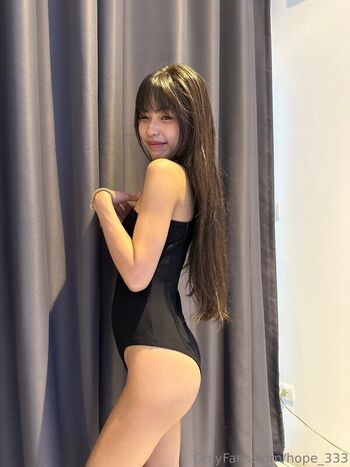 Full leaked Fantasylulu / private onlyfans photo