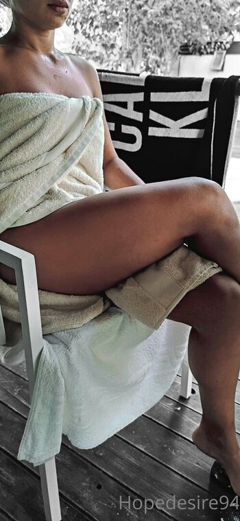 Full leaked Hopedesire private onlyfans photo