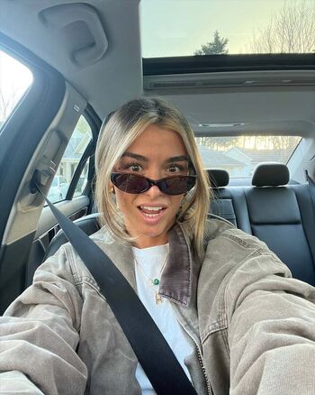 Full leaked Hopie schlenker page private onlyfans photo