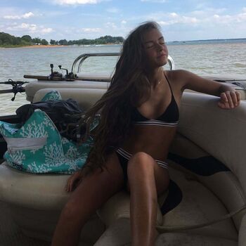 Full leaked Hopie schlenker page private onlyfans photo