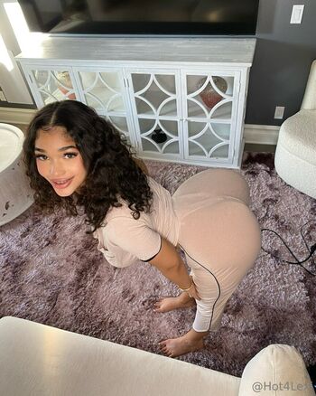 Full leaked Hotlexi private onlyfans photo