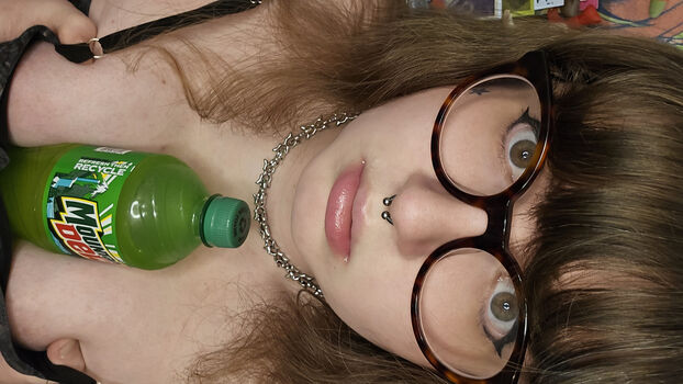 Full leaked Hotgirldrinksdew private onlyfans photo