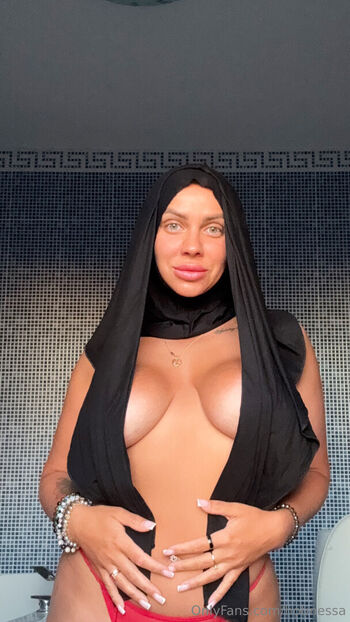 Full leaked Hotinessa private onlyfans photo