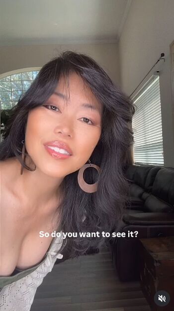 Hotmomjane