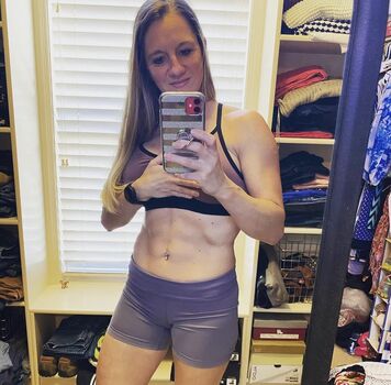 Full leaked Hotmommatease private onlyfans photo