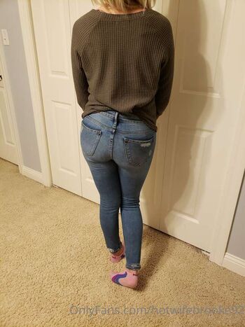 Full leaked Hotwife brooke private onlyfans photo
