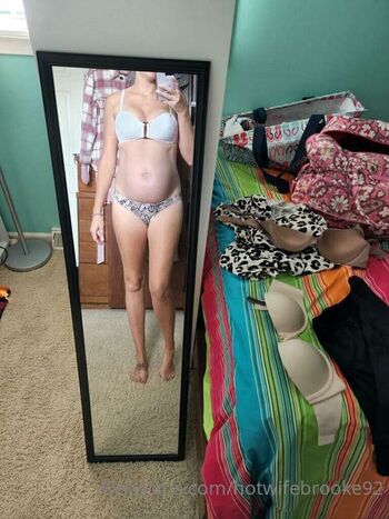 Full leaked Hotwife brooke private onlyfans photo