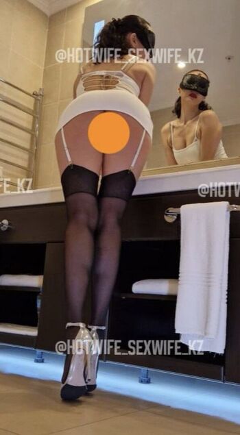 Full leaked Hotwife sexwife private onlyfans photo