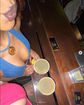 Full leaked Httvitoria private onlyfans photo