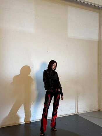 Huh Yunjin 허윤진