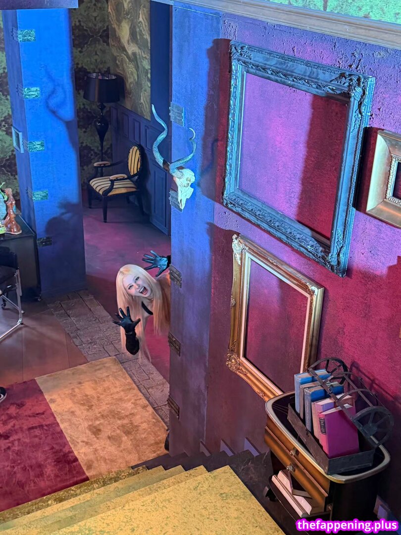 Huh Yunjin 허윤진