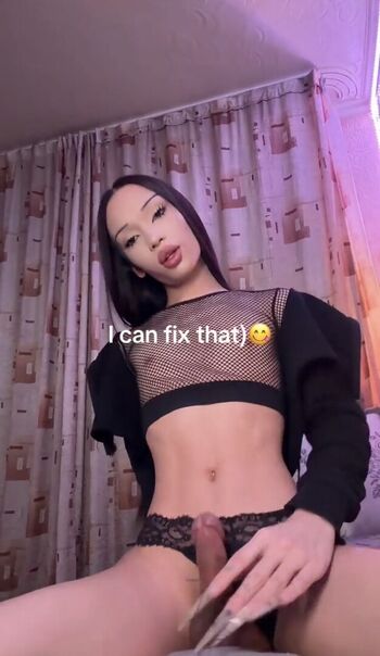 Full leaked Hulineud private onlyfans photo