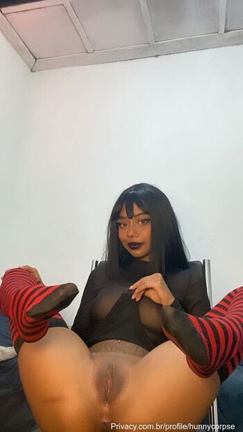 Full leaked Hunnycorpse private onlyfans photo