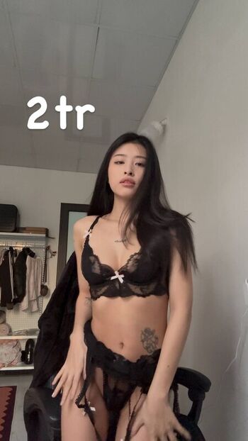 Full leaked Huyen anh private onlyfans photo