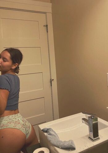 Full leaked Hvvrmonyy private onlyfans photo