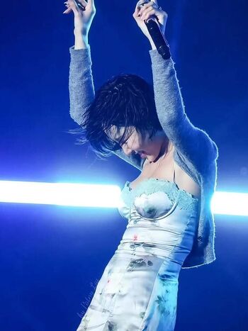 Full leaked Hwasa page private onlyfans photo