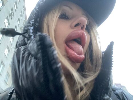 Full leaked Hystricangl private onlyfans photo