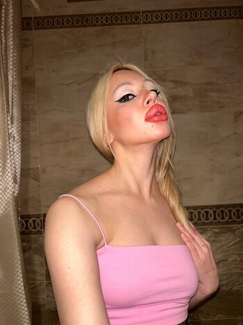 Full leaked Hystricangl private onlyfans photo