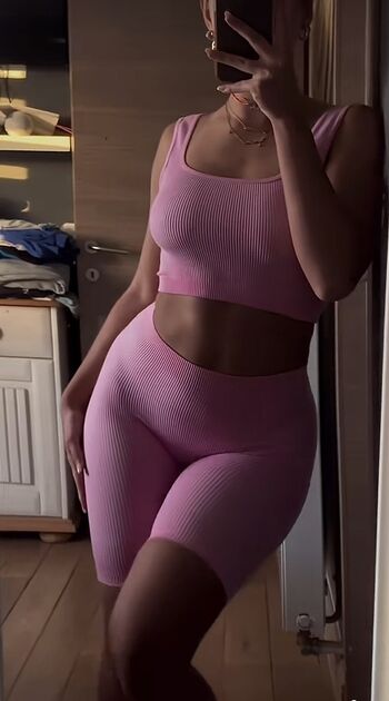 Full leaked Iaaspaaam private onlyfans photo