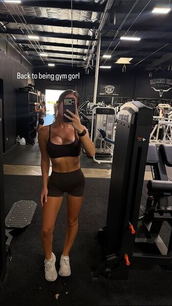 Full leaked Iambaylee private onlyfans photo