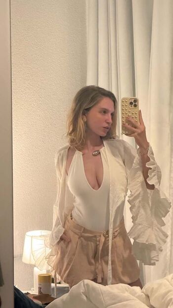 Full leaked Iamcarlavoicu private onlyfans photo