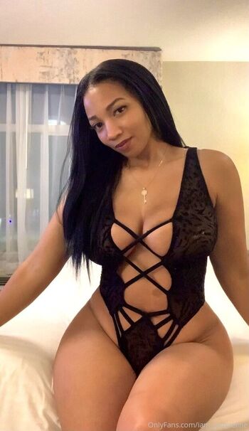 Full leaked Iamjacqueline private onlyfans photo