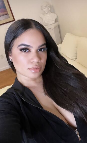 Full leaked Iamjanibell private onlyfans photo
