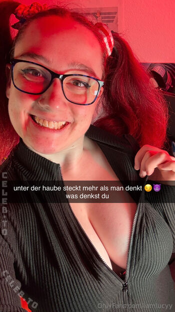 Full leaked Iamlucyy page private onlyfans photo