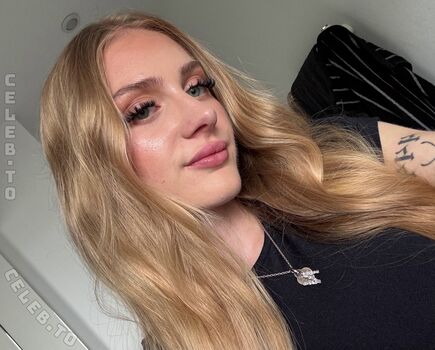 Full leaked Iamnotsure private onlyfans photo