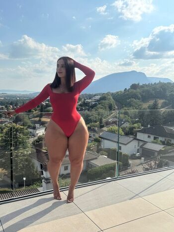 Full leaked Iamochkoi private onlyfans photo