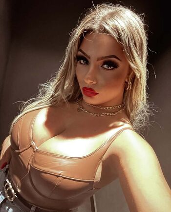 Full leaked Iamsamvela private onlyfans photo