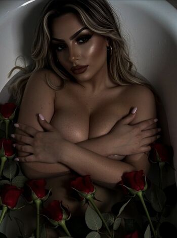 Full leaked Iamsamvela private onlyfans photo